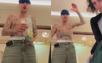 justin bieber s bizarre rap video sparks concern among fans he s desperate for help