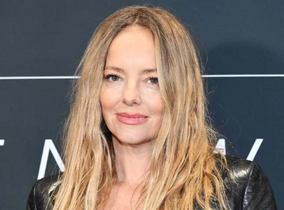 bijou phillips hospitalised on dialysis seeks living kidney donor