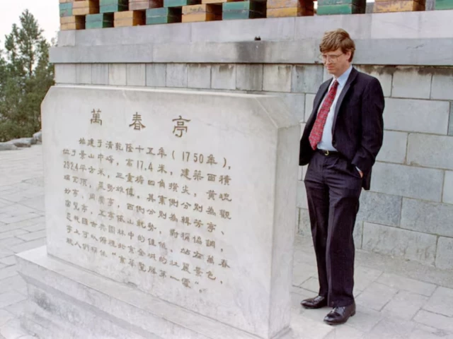 microsoft chairman and founder bill gates pauses to read a sign while touring coal hill in beijing china march 23 1994 photo reuters file microsoft chairman and founder bill gates pauses to read a sign while touring coal hill in beijing china march 23 1994 photo reuters file