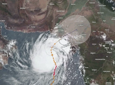 massive exodus as super cyclone looms massive exodus as super cyclone looms