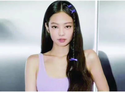 blackpink s jennie dominates 40th golden disc awards