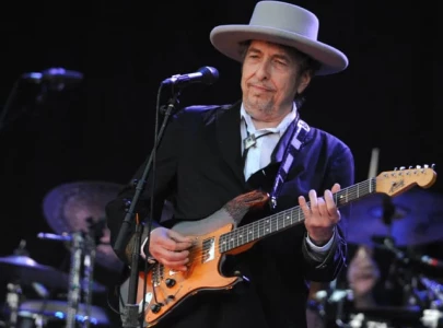 bob dylan announces 2025 rough and rowdy ways tour dates tickets on sale soon