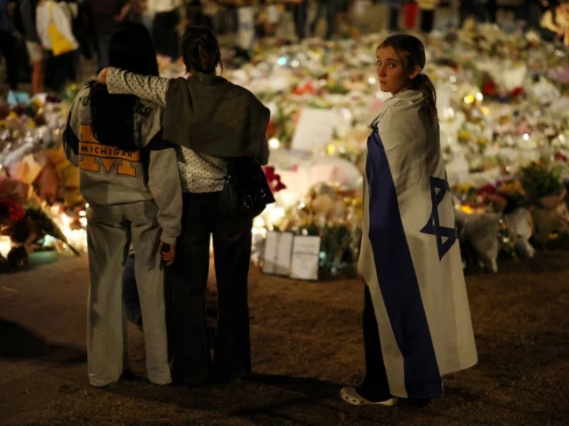 Australia to rush emergency gun law reforms after Bondi attack