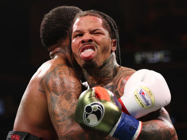 unbeaten american gervonta davis retained his world boxing association