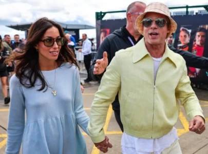 brad pitt flaunts 2 200 i pendant as romantic gesture to girlfriend ines de ramon