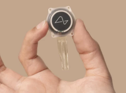 neuralink breakthrough paralyzed patient controls computer with thoughts