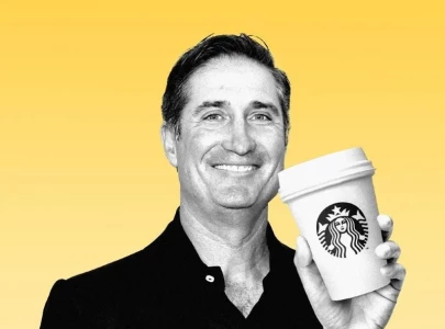 starbucks new ceo granted use of company jet for 1 000 mile commute to seattle hq starbucks new ceo granted use of company jet for 1 000 mile commute to seattle hq
