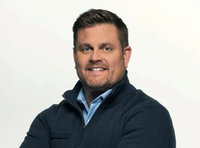 masked gunman kills united healthcare ceo brian thompson in new york