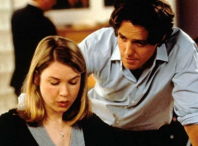 bridget jones 4 trailer debuts in cinemas with official poster release but online launch pending