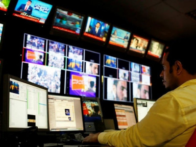 cable operators suspend tv internet for three hours in five sindh cities