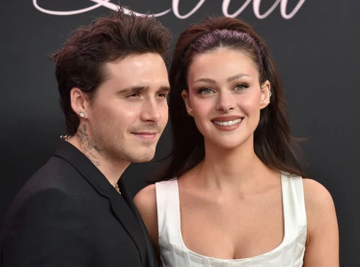 nicola peltz ex hairstylist backs beckhams amid brooklyn family feud