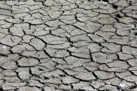 experts warn of prolonged dry weather