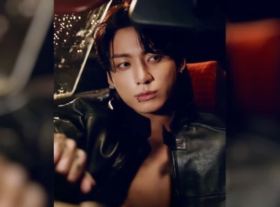 bts army accuses hybe of sabotaging jungkook s solo career following playlist removal bts army accuses hybe of sabotaging jungkook s solo career following playlist removal