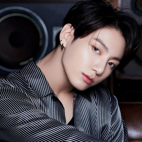 bts singer jungkook deletes all instagram posts leaves fans confused bts singer jungkook deletes all instagram posts leaves fans confused