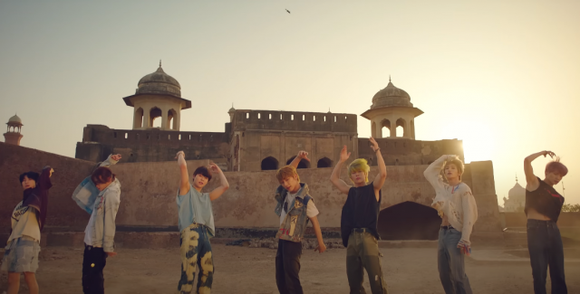 this is how you represent k pop band blitzers hit the bass features lahore in all its glory