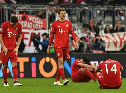 bayern focus on bundesliga title bayern focus on bundesliga title