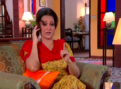 bushra ansari revisits saima chaudhary with baraat series throwbacks