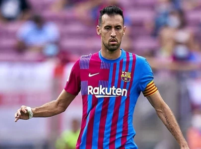 busquets to leave barcelona at end of season