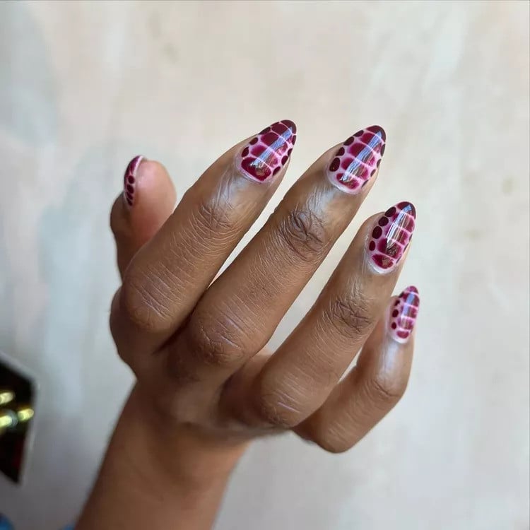 Instagram/ @bw.nails