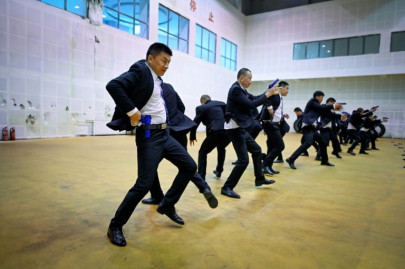 china s rich seek bodyguards schooled in digital dark arts