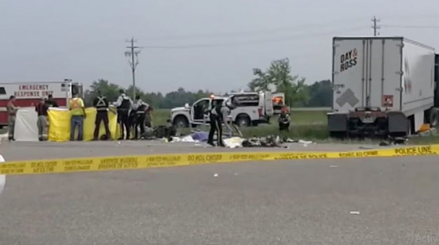 police secures the area at the crash scene near carberry manitoba canada june 15 2023 in this still image obtained from a social media video portageonline mike blume via reuters police secures the area at the crash scene near carberry manitoba canada june 15 2023 in this still image obtained from a social media video portageonline mike blume via reuters