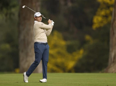 cantlay leads by two heading into final round at riviera