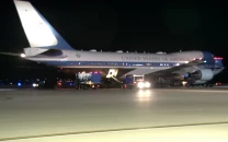 trump switches air force one after minor electrical issue