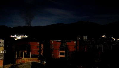 smoke rises near fort tiuna during a full blackout in caracas january 3 2026 source reuters smoke rises near fort tiuna during a full blackout in caracas january 3 2026 source reuters