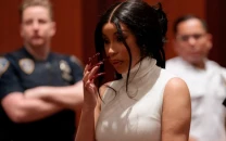 cardi b denies assault allegations in 2018 security guard incident cardi b denies assault allegations in 2018 security guard incident