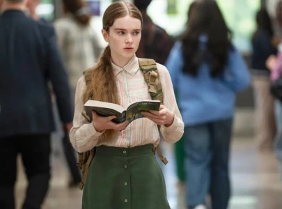 mike flanagan s carrie first look reveals a darker stephen king adaptation