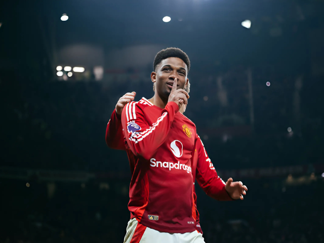 premier league amad diallo hat trick hero for manchester united brighton end winless slump