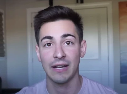 twitch streamer censor sets guinness world record for most pull ups after controversial rejection