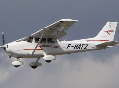 two dead in midair collision of small planes at arizona s regional airport two dead in midair collision of small planes at arizona s regional airport