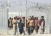 hundreds stuck at chaman as border remains closed after firing
