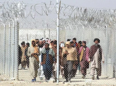 chaman border reopens for stranded refugees chaman border reopens for stranded refugees