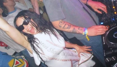 fans react to charli xcx s possible green day shade at coachella afterparty