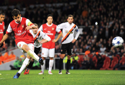 chelsea beat spartak on happier return to moscow