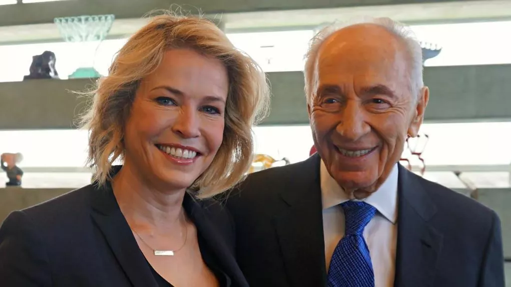 chelsea handler pictured left with israeli politician shimon peres pictured left chelsea handler pictured left with israeli politician shimon peres pictured left