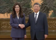 cheng li wun chairperson of the kuomintang shakes hands with chinese president xi jinping at the great hall of the people in beijing china on april 10 2026 photo reuters cheng li wun chairperson of the kuomintang shakes hands with chinese president xi jinping at the great hall of the people in beijing china on april 10 2026 photo reuters