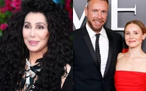 cher jokes that kristen bell deserves better during appearance on dax shepard s podcast