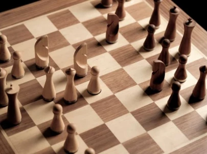 phantom real automated chessboard to play with remote friends online phantom real automated chessboard to play with remote friends online