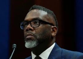 chicago mayor says police will not aid federal troops or agents