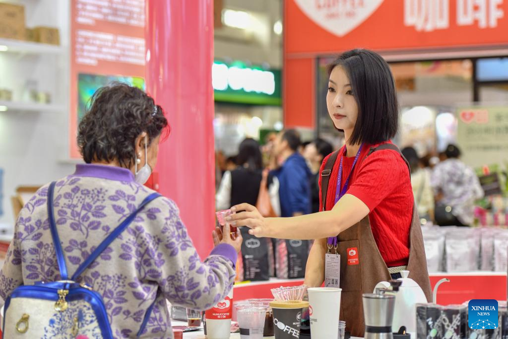 Pakistani products shine at China expo | The Express Tribune