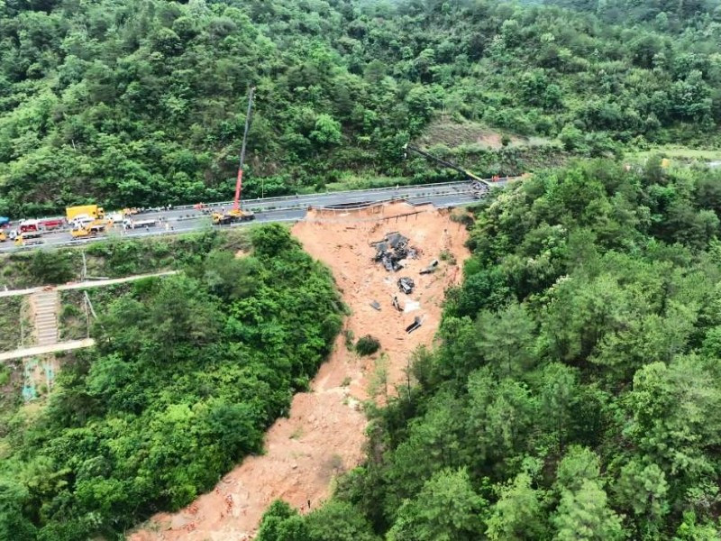 this photo taken on may 1 2024 shows the site of an expressway collapse accident on the meizhou dabu expressway in meizhou south china s guangdong province photo xinhua
