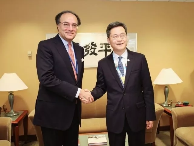 finance minister meets chinese counterpart assures progress on cpec finance minister meets chinese counterpart assures progress on cpec