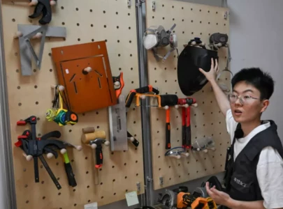 chinese repairwomen smash stereotypes with power tools
