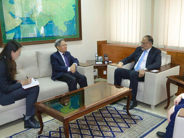 chinese ambassador to pakistan jiang zaidong calls on planning minister ahsan iqbal to discuus cpec projects on 22 march 2024 photo pid