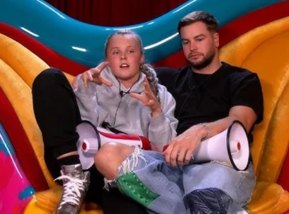 jojo siwa reunites with chris hughes in mexico before 22nd birthday and tecate emblema festival performance