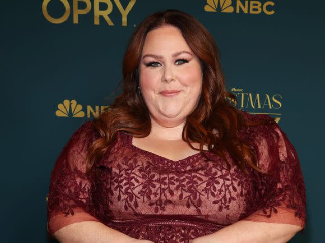 chrissy metz shares how this is us fame changed how people treat her on flights and beyond chrissy metz shares how this is us fame changed how people treat her on flights and beyond