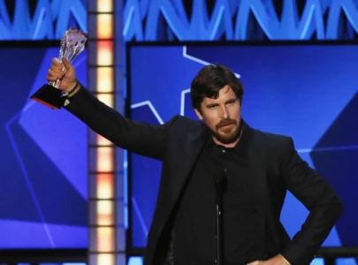 christian bale in talks for michael mann s heat 2 alongside leonardo dicaprio christian bale in talks for michael mann s heat 2 alongside leonardo dicaprio